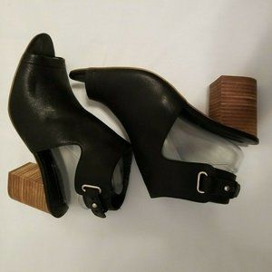 Steven Madden Black Leather Heel Sandal Size 9.5